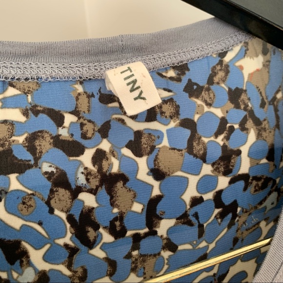 Anthropologie Tiny Grey Twist Front Sleeveless Tank Small - Picture 3 of 13